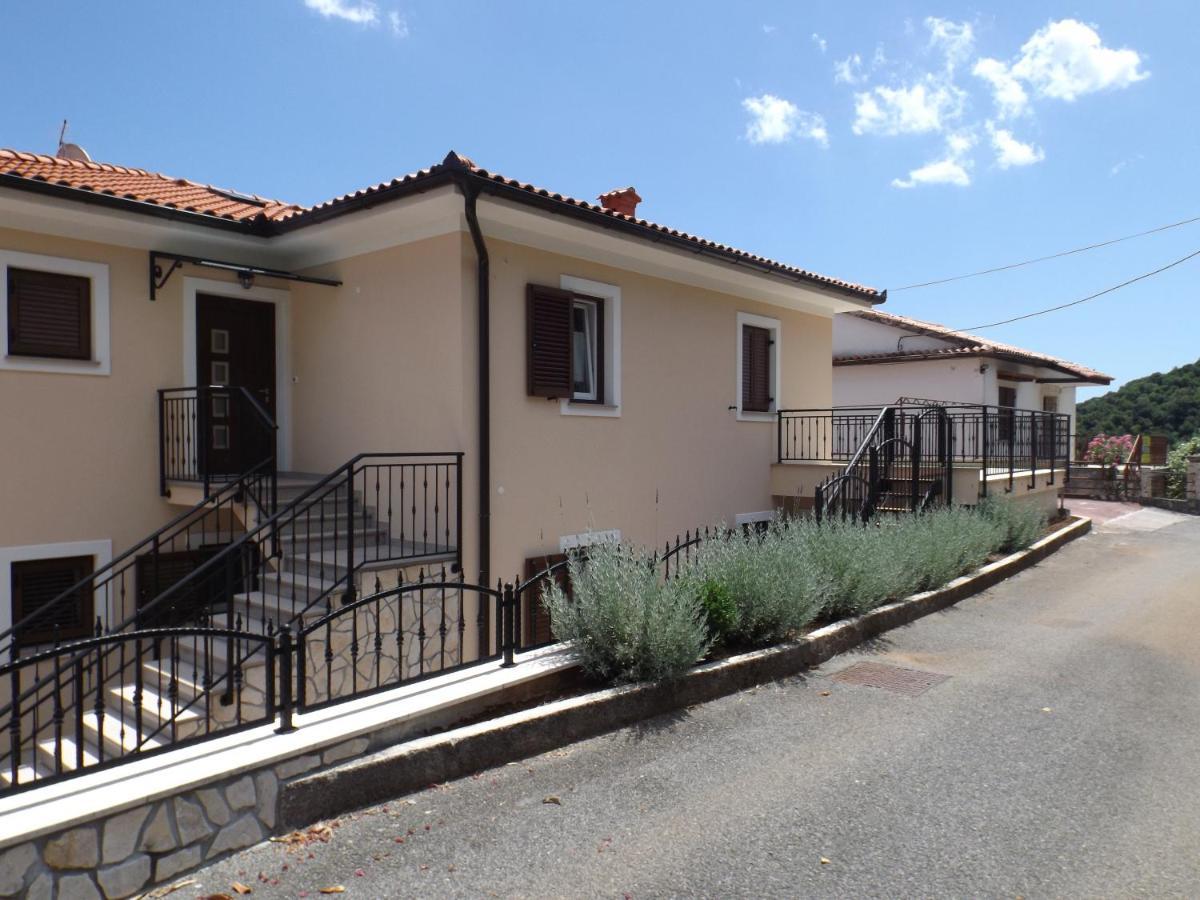 Apartments Villa Elma Mošćenička Draga Esterno foto